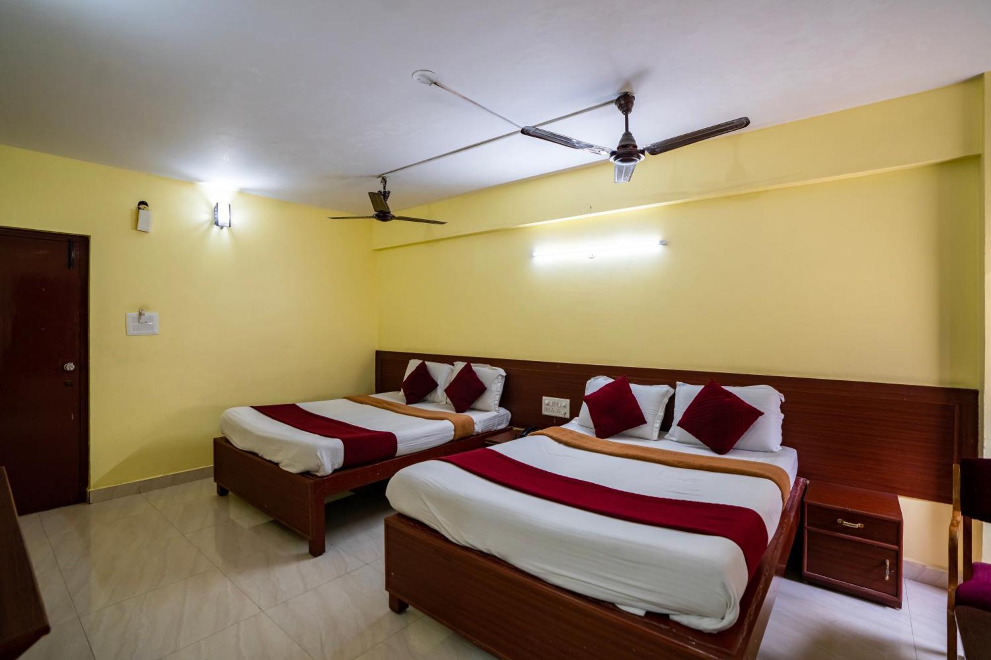 Hotel Vyshak Residency Mysore Eksteriør billede