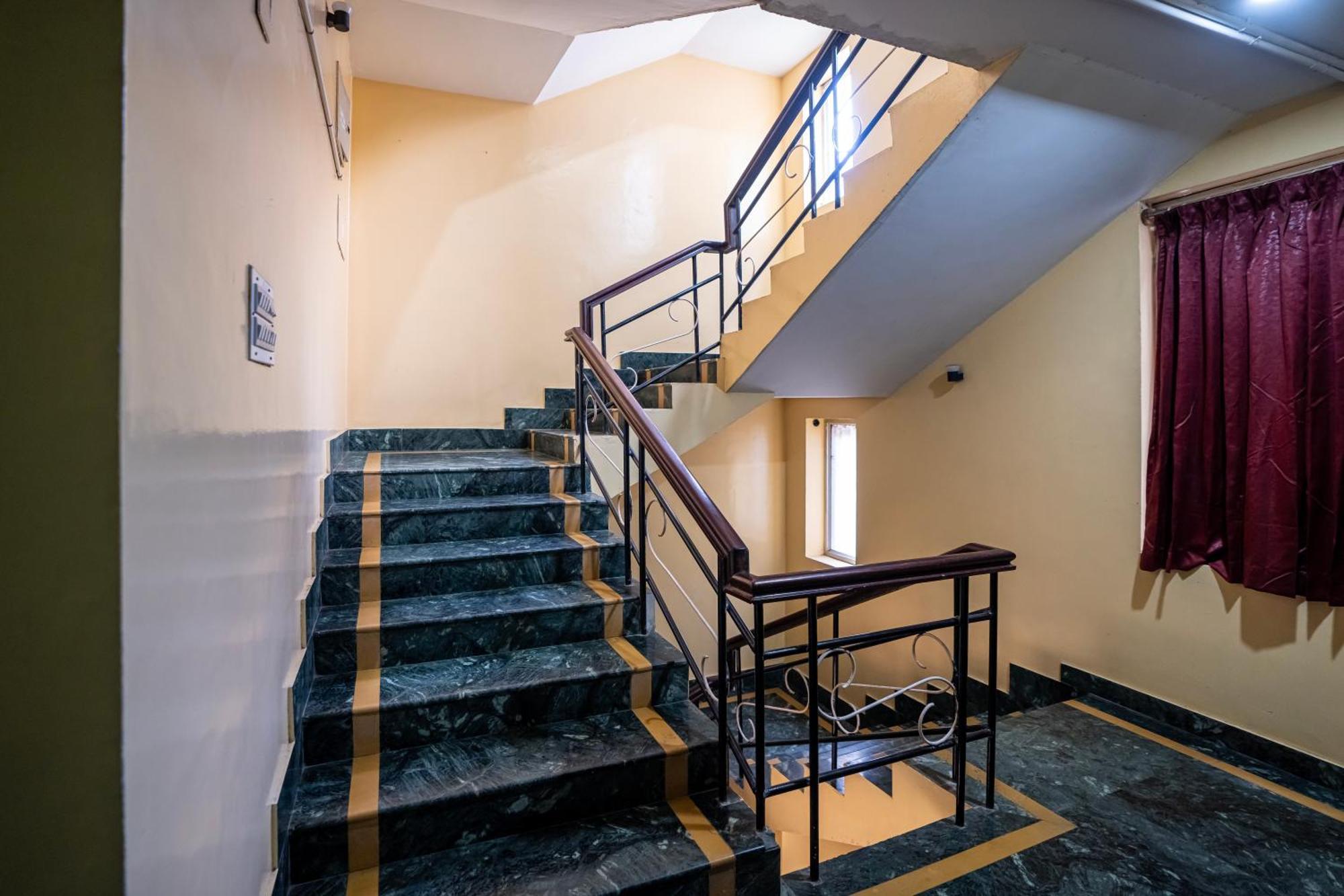 Hotel Vyshak Residency Mysore Eksteriør billede